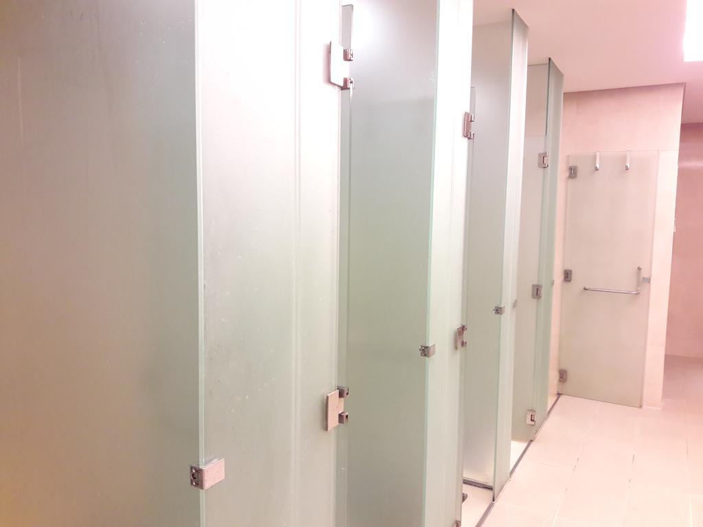 Bluesky Serviced Apartment Airport Plaza Ho Chi Minh City Bagian luar foto